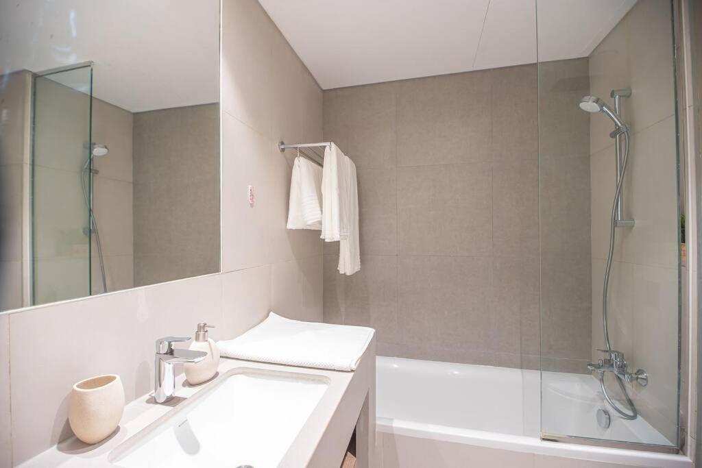 Luxury 3 Bdr Villa By The Sea 54 フジャイラ エクステリア 写真