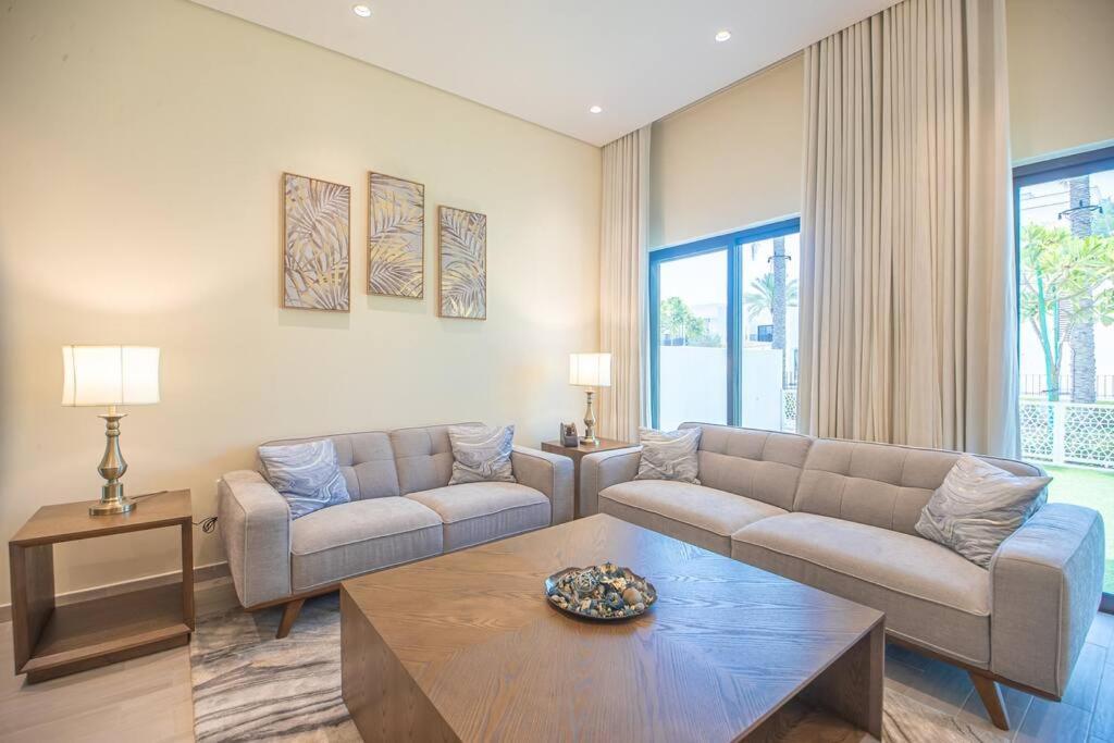 Luxury 3 Bdr Villa By The Sea 54 フジャイラ エクステリア 写真