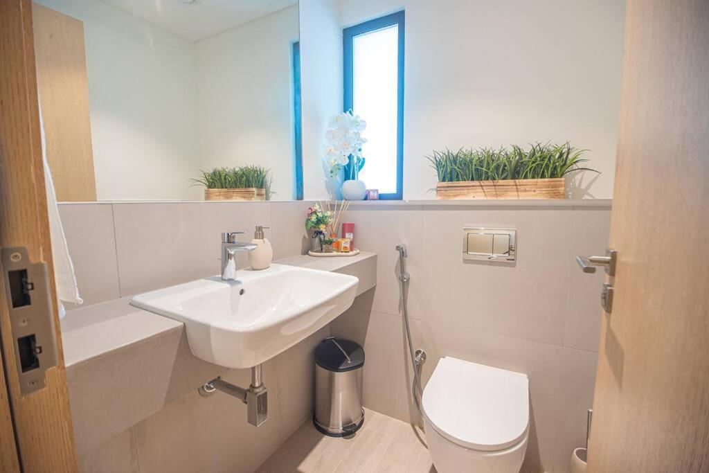 Luxury 3 Bdr Villa By The Sea 54 フジャイラ エクステリア 写真