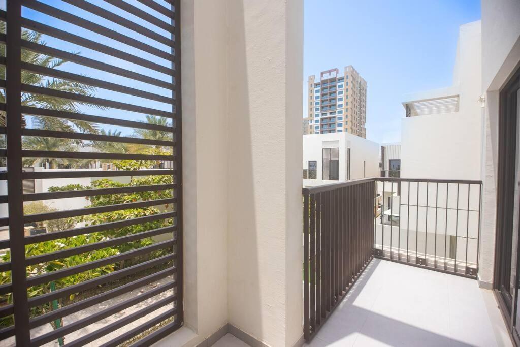 Luxury 3 Bdr Villa By The Sea 54 フジャイラ エクステリア 写真