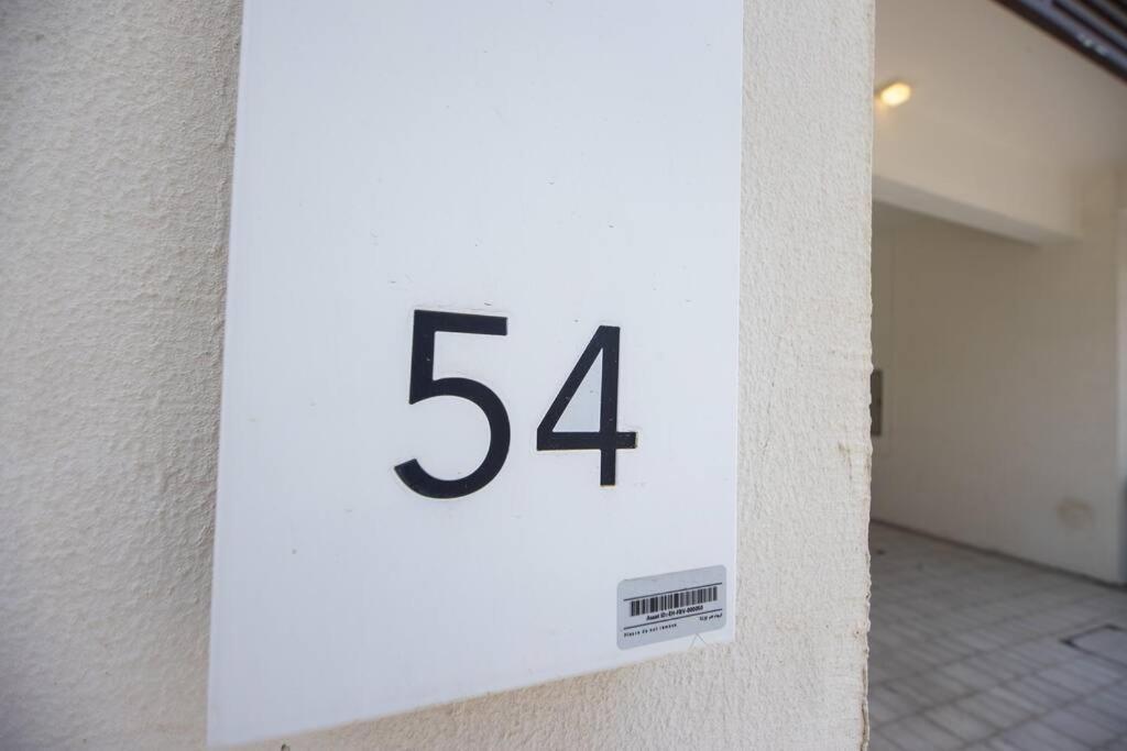 Luxury 3 Bdr Villa By The Sea 54 フジャイラ エクステリア 写真